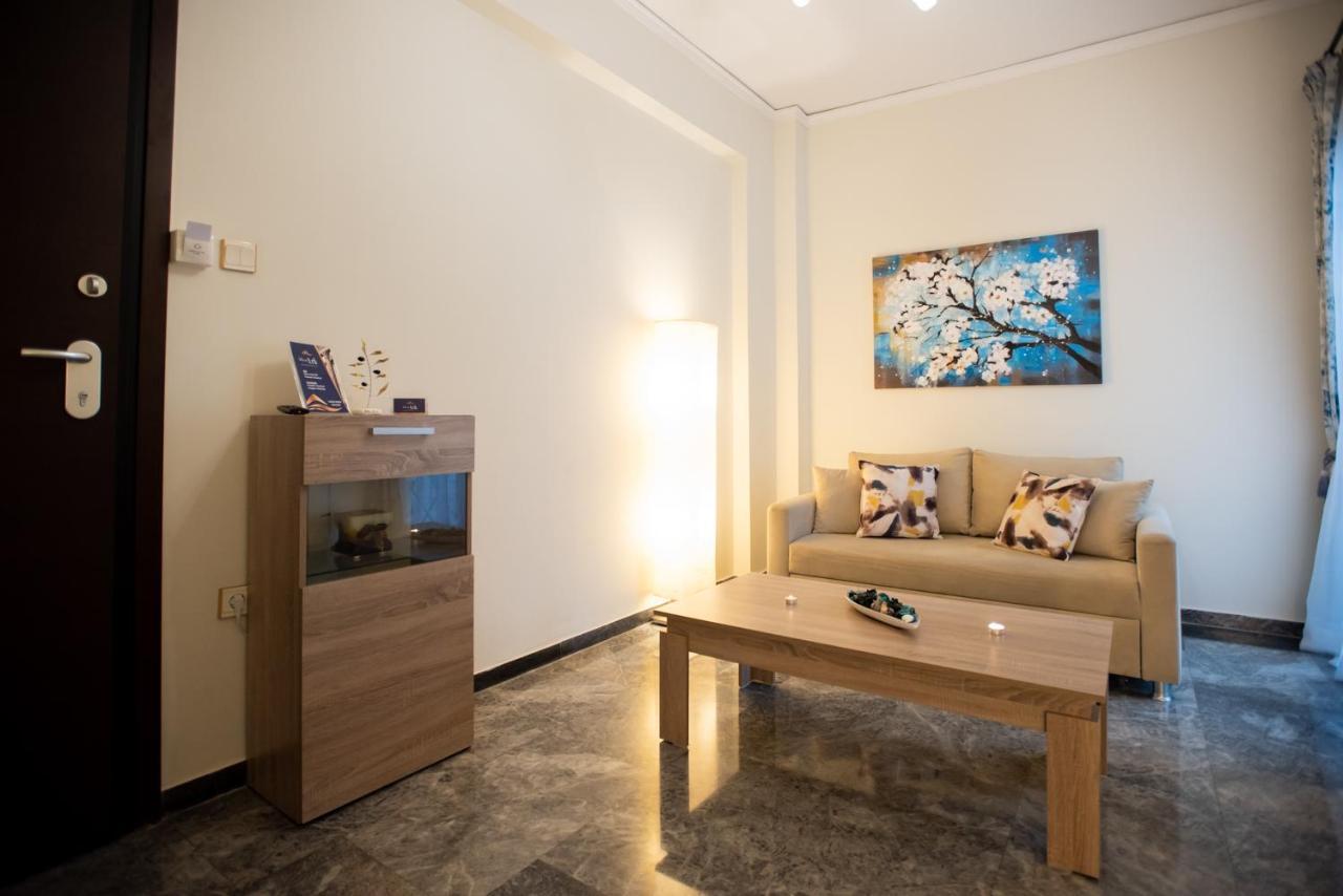 Blue Ark Athenian Nest Apartment Ngoại thất bức ảnh